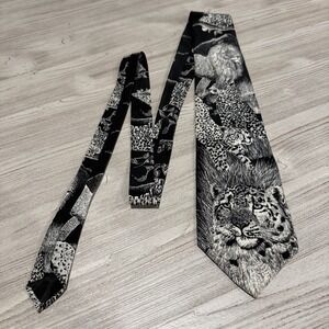 WWF World Wildfire Fund Lion Wild Cat Neck Tie 100% Silk 159 Black White Vintage